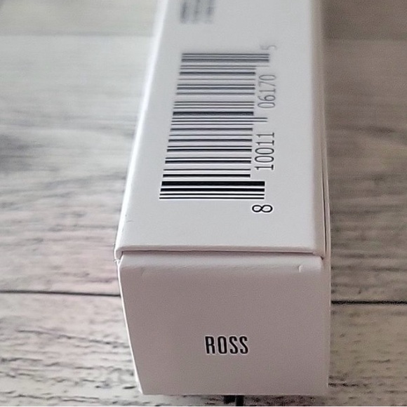 UOMA Beauty Badass MF Matte Filler Lip Liner - Picture 5 of 7